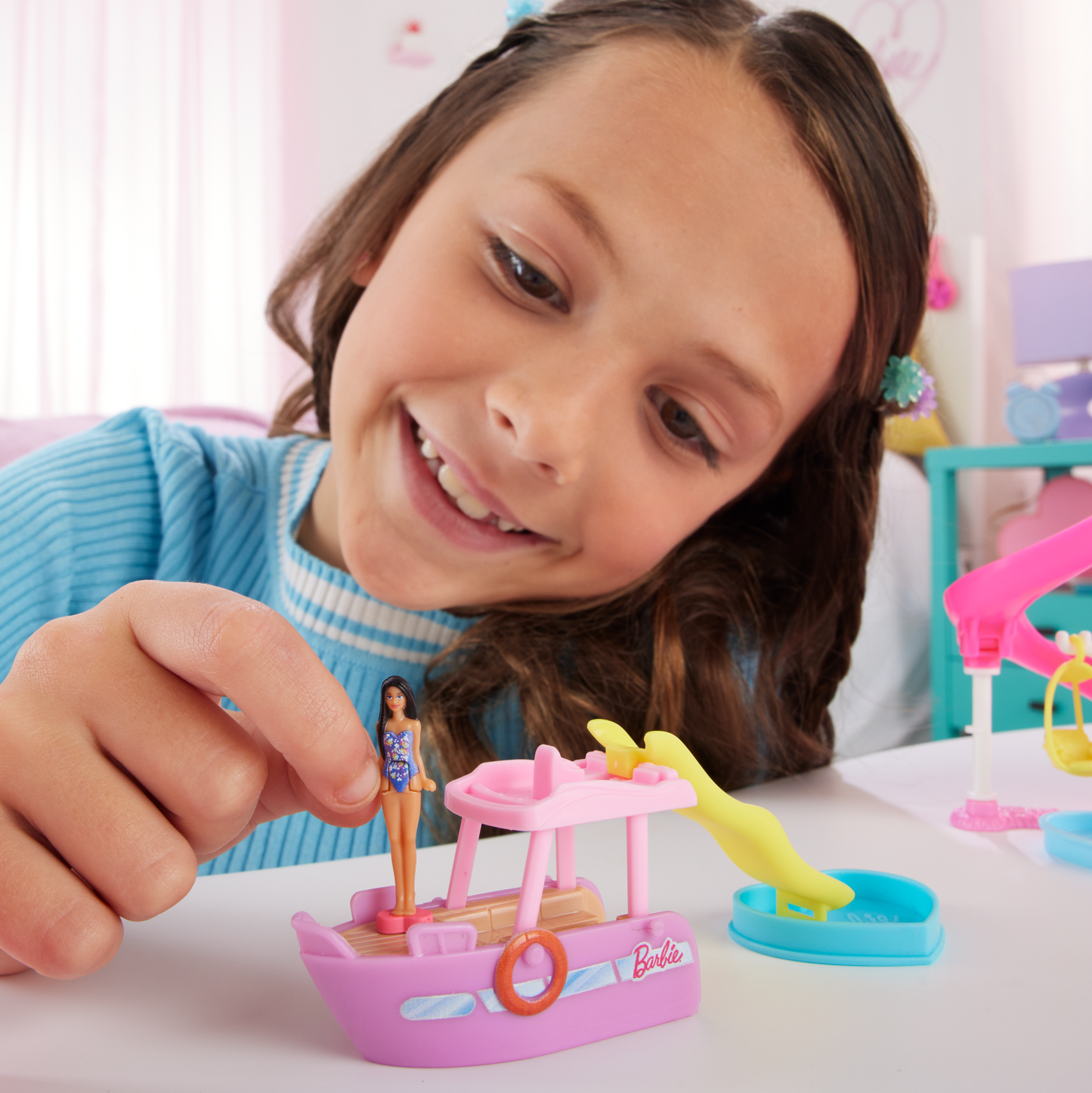 Barbie Mini BarbieLand Veh¨ªculo para Mu?ecas Yate de los Sue?os