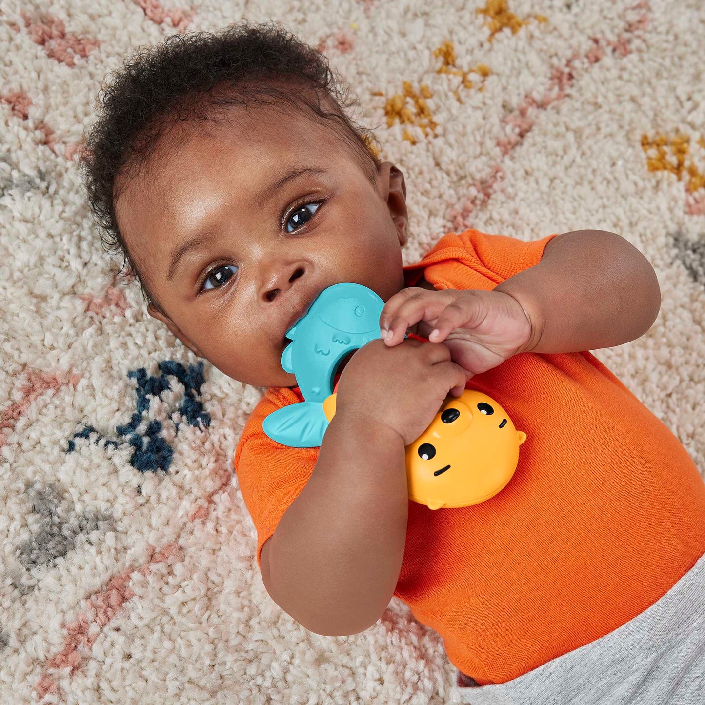 Fisher-Price Baby Sonaja para Beb¨¦s Sensimals Leopardo