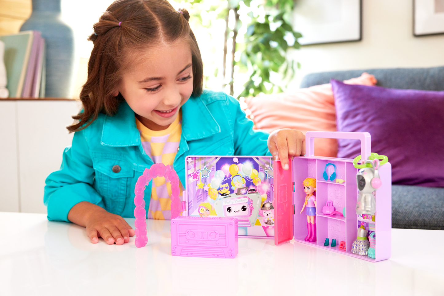 Polly Pocket Coffret de Jeu et Poup¨¦e R¨¦v¨¦lation Tenues Danse Disco